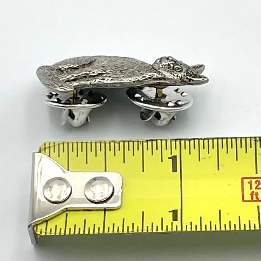Vintage 1999‎ GG Harris Pewter Cat Lapel Pin Figural Signed 439 Cat
